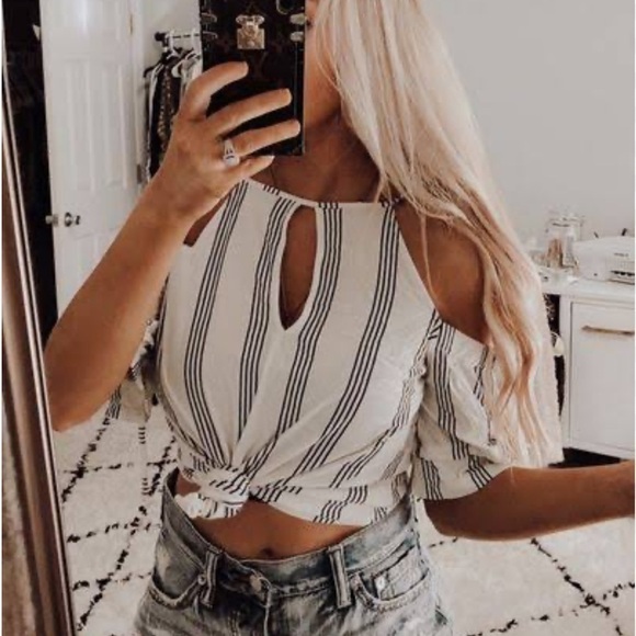 AEO Soft & Sexy Cold Shoulder Stripe Tee | S - Picture 2 of 8